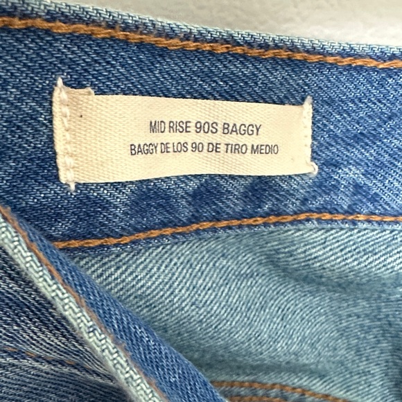 Universal Thread blue Jeans - Picture 3 of 6